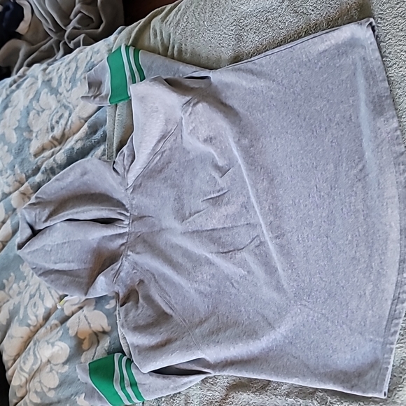STUNNING VICTORIA'S SECRET GREY AND GREEN SURFBOARD V NECK HOODIE - Picture 11 of 13